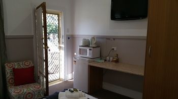 Coppers Hill Private Accommodation - Great Ocean Road Tourism 10