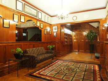 Coogee Bay Hotel Pub Style - Great Ocean Road Tourism 21
