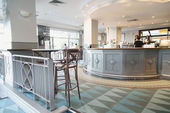 Coogee Bay Hotel Pub Style - Great Ocean Road Tourism 33