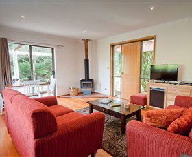 Parnella Kettering Accommodation - Great Ocean Road Tourism 4
