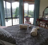Launceston Bed and Breakfast Retreat - Great Ocean Road Tourism