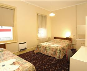 Alexander Hotel - Great Ocean Road Tourism 1