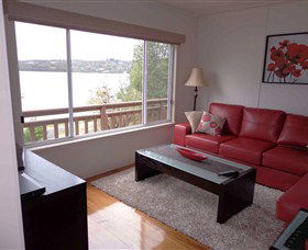 Tranquility Waters - Great Ocean Road Tourism 3