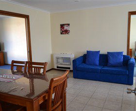 All Inn Strahan Holiday Units - Great Ocean Road Tourism 4