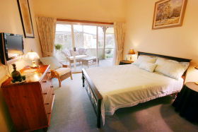 B & B At Winterbrook - Great Ocean Road Tourism 0