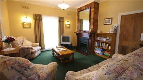 Airleigh-Rose Cottage - Great Ocean Road Tourism 2