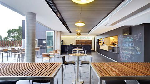 Atura Dandenong - Great Ocean Road Tourism 1