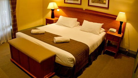 Alzburg Resort Mansfield - Great Ocean Road Tourism 3