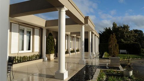 Norwood House Receptions & Motel - Great Ocean Road Tourism 0