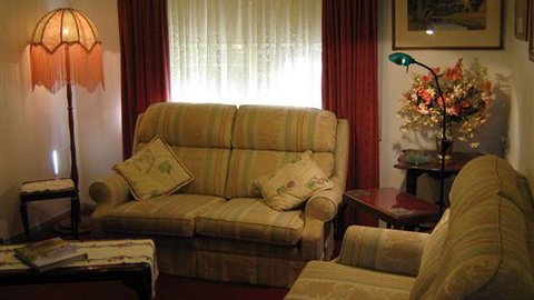 Cuddledoon Cottages B&B - Great Ocean Road Tourism 3