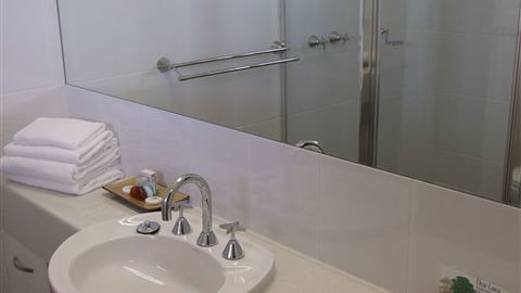 Best Western Heritage Motor Inn - Great Ocean Road Tourism 0