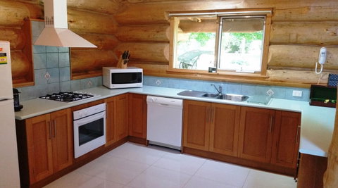 Tewksbury Lodge - Great Ocean Road Tourism 3
