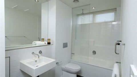 Punthill Apartment Hotels - Williamstown - Great Ocean Road Tourism 0