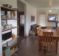 Lakeside Vista Holiday House - Great Ocean Road Tourism