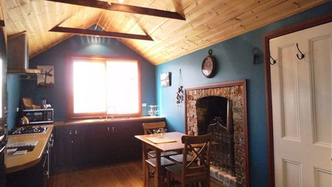Goldfields Cottage - Great Ocean Road Tourism 4