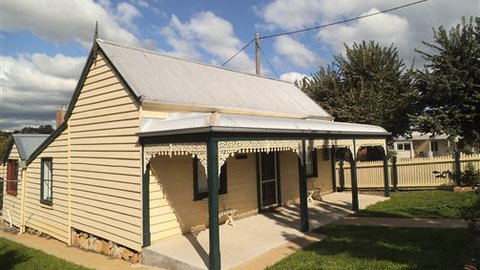 Goldfields Cottage - Great Ocean Road Tourism 6