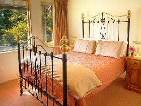 Adelaide Serviced Apartments - William Townhouse - Great Ocean Road Tourism 3