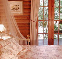 Aldgate Lodge Bed  Breakfast - Great Ocean Road Tourism