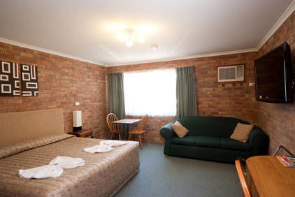 Allan Cunningham Motel And Old Wagon Restaurant - Great Ocean Road Tourism 0