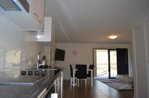 Apex Park Holiday Apartments - Great Ocean Road Tourism 4