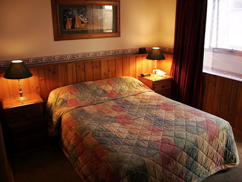 Astor Motor Inn - Great Ocean Road Tourism 0