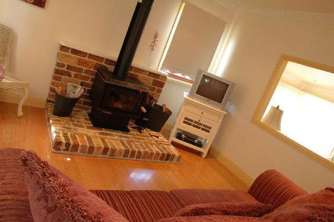 Wombat Lodge - Great Ocean Road Tourism 2