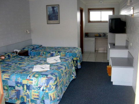 Bass & Flinders Motor Inn - Great Ocean Road Tourism 2