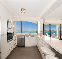 Beaconlea Tower Apartments - Great Ocean Road Tourism