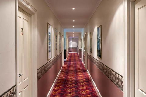 BEST WESTERN Ensenada Motor Inn & Suites - Great Ocean Road Tourism 2