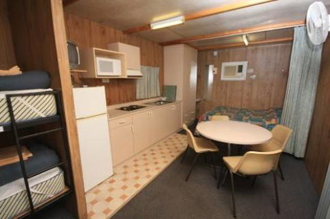 BIG4 MacDonnell Range Holiday Park - Great Ocean Road Tourism 6