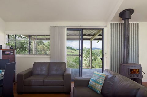 Jacaranda Cottages - Great Ocean Road Tourism 3