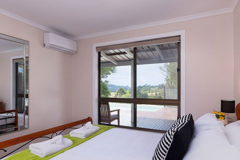 Jacaranda Cottages - Great Ocean Road Tourism 12