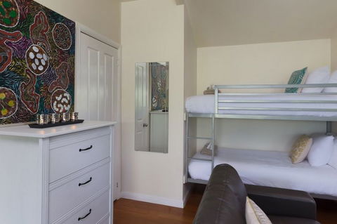 Jacaranda Cottages - Great Ocean Road Tourism 5