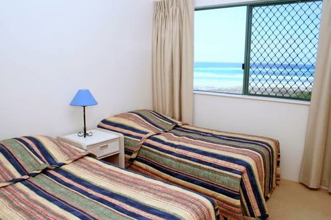 Currumbin Sands Beachfront Apartments - Great Ocean Road Tourism 2