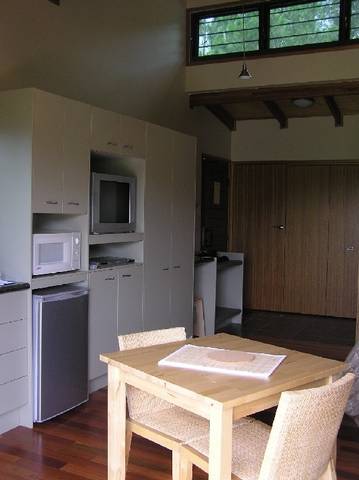 Dayboro Cottages & Llama Walks - Great Ocean Road Tourism 1