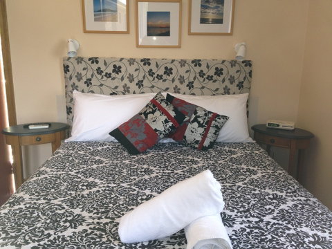 Hawks Nest Motel - Great Ocean Road Tourism 4