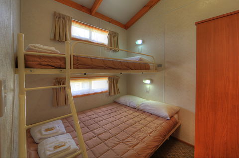 Inland Waters Holiday Parks Lake Burrendong - Great Ocean Road Tourism 0