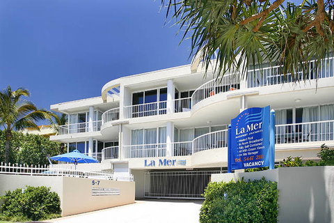 La Mer Sunshine Beachfront Apartments - Great Ocean Road Tourism 1