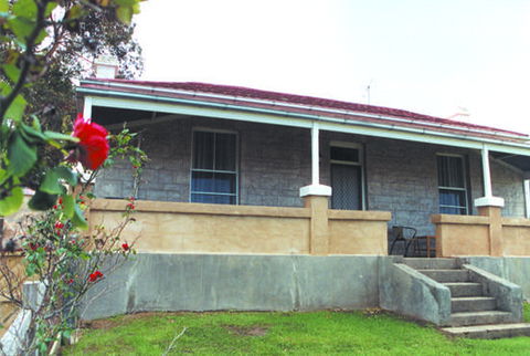 Limestone View (Naracoorte Cottages) - Great Ocean Road Tourism 0