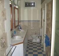 MacDonnell House Naracoorte Cottages - Great Ocean Road Tourism