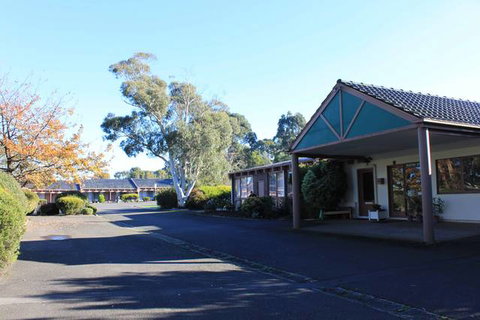Melaleuca Lodge - Great Ocean Road Tourism 1