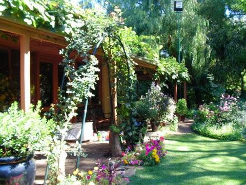 Rainforest Retreat Murray Bridge - Great Ocean Road Tourism 4