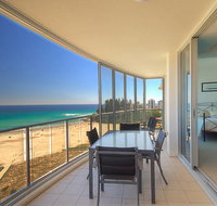 Reflections Coolangatta Beach - Great Ocean Road Tourism