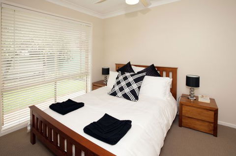 Central Wagga Apartments: Wynyard On Forsyth - Great Ocean Road Tourism 3