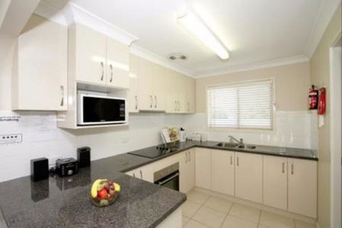 Central Wagga Apartments: Wynyard On Forsyth - Great Ocean Road Tourism 6