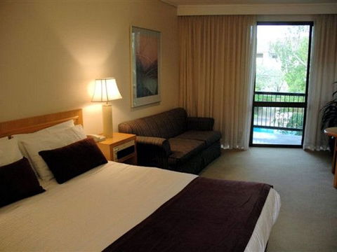 Sandown Regency & Serviced Apartments - Great Ocean Road Tourism 2
