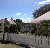 Tenterfield Luxury Historic c1895 Cottage - Great Ocean Road Tourism