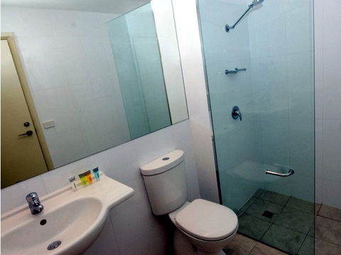 Travelodge Hotel Hobart Airport - Great Ocean Road Tourism 3