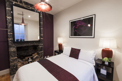 Williamstown Cottages & Apartments - Great Ocean Road Tourism 0