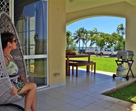 Absolute Beachfront Apartment - Great Ocean Road Tourism 0